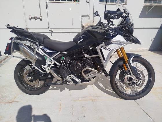 TRIUMPH TIGER 900 RALLY PRO 